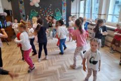 eb8265f1-de9b-41f2-bfee-76f686282791